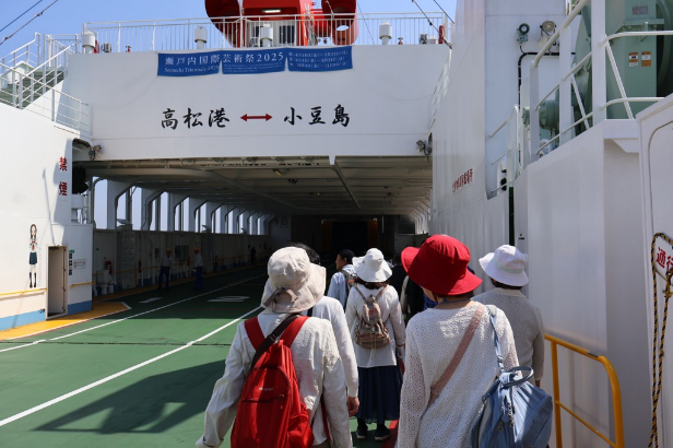 瀬戸内国際芸術祭2025公式ツアー(小豆島エリア)の様子1