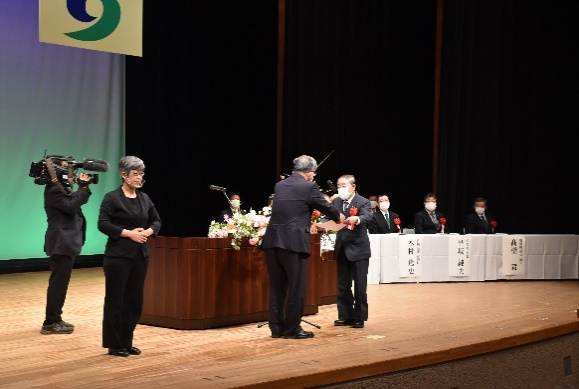 自治功労代表藤井可郭氏