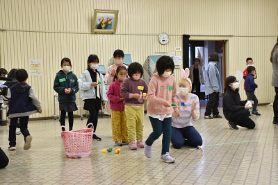 エッグレースをしている様子2