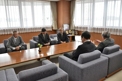 感謝状贈呈集合写真