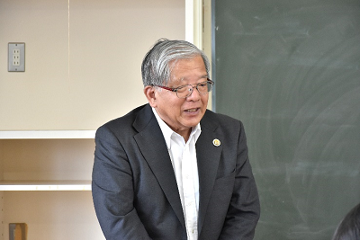 総括する大山市長